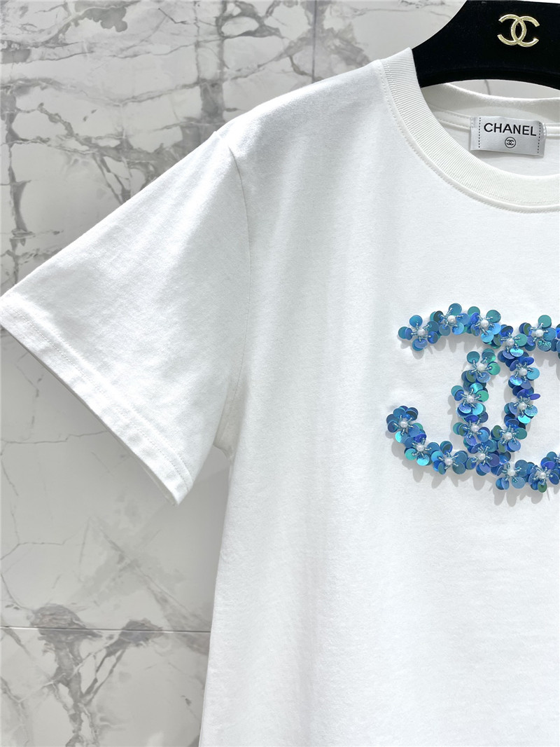 Ch**el versatile loose short-sleeved t-shirt.