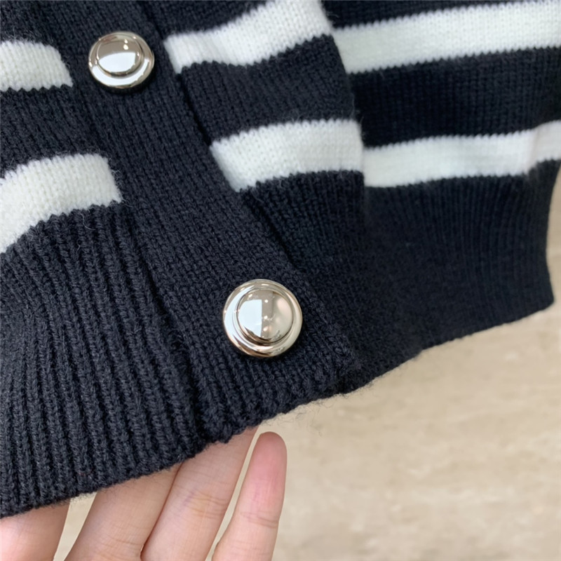 Miu Miu Spread-Collar Crop Cardigan