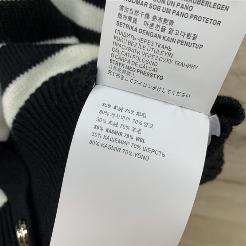 Miu Miu Spread-Collar Crop Cardigan