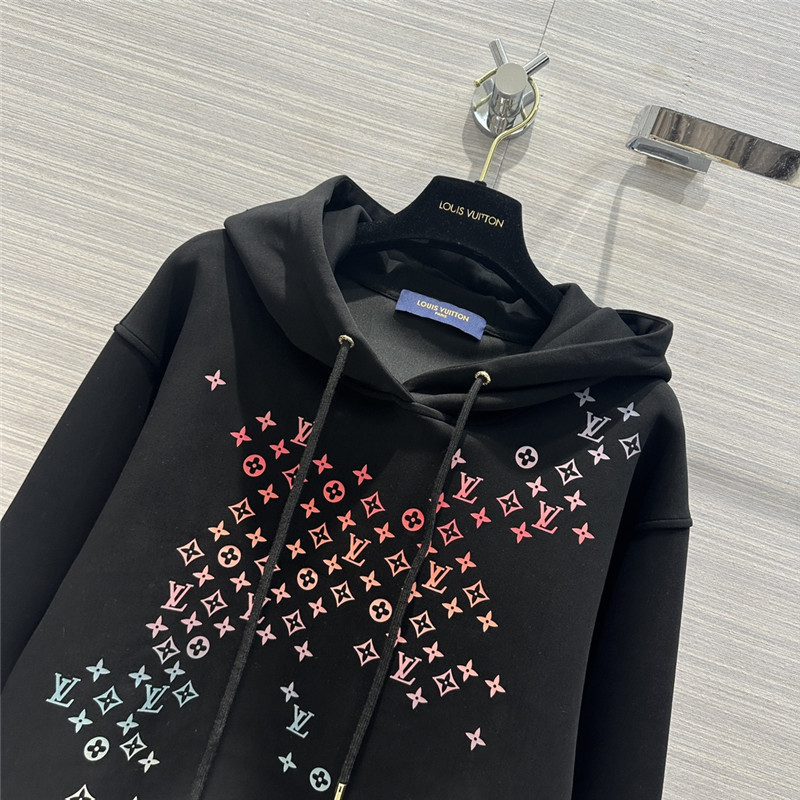 louis vuitton LV early spring series new sports suit