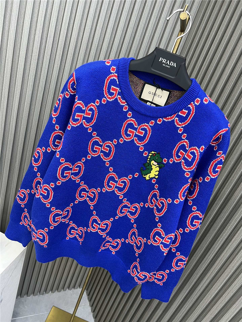 Gvc*1 logo embroidered jacquard sweater