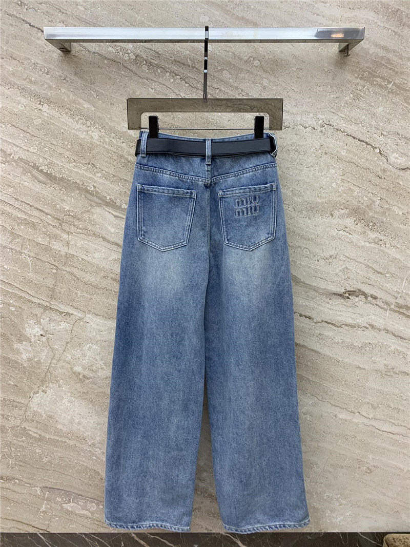 M1um1u distressed letter logo embroidered belt jeans