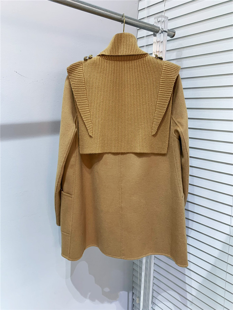 Y51 wool mid-length coat with rose gold buttons