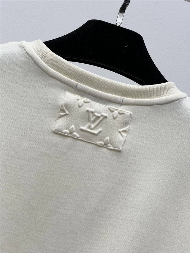 l0vis Vvtt0n lv presbyopic pocket t-shirt