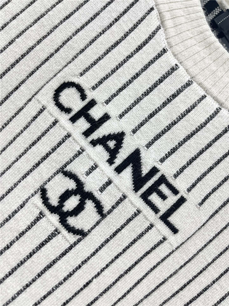 Ch**el crew neck striped logo sweater white