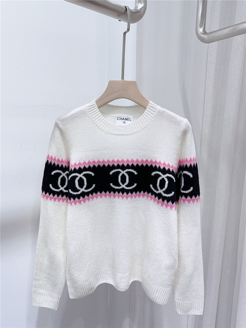 Chanel Logo Cashmere Sweater in Elegant White