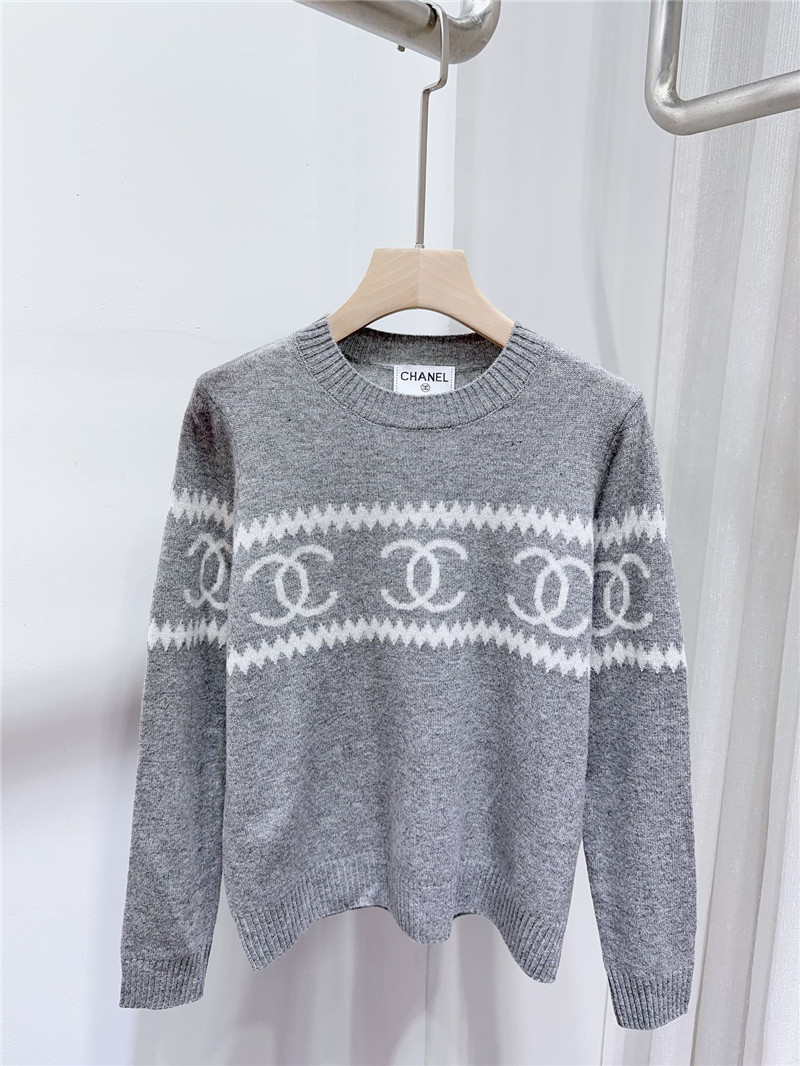 Chanel Logo Cashmere Sweater in Elegant Grey