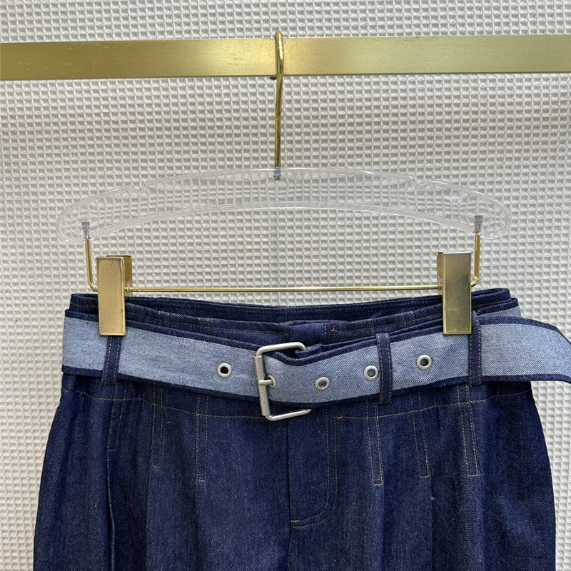D10r wide leg floor-length jeans with loose belt