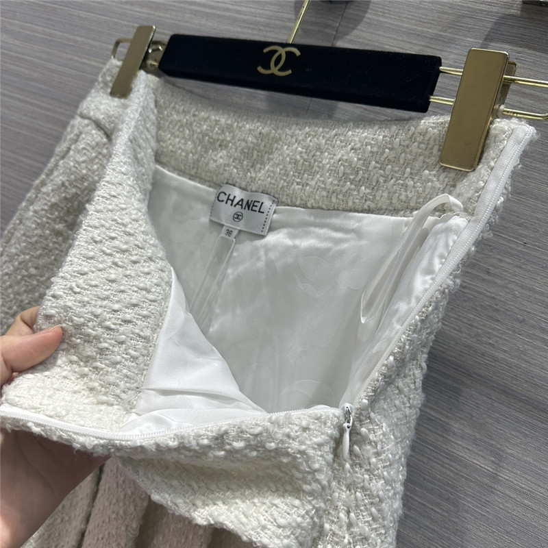 Ch**el tweed pleated mini skirt