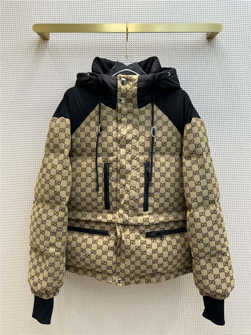 Gucci hooded double G jacquard down jacket