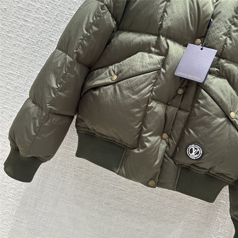 l0vis Vvtt0n lv ribbed flight jacket down jacket