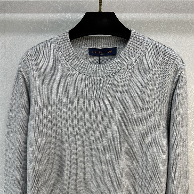 l0vis Vvtt0n logo cuffs sweater