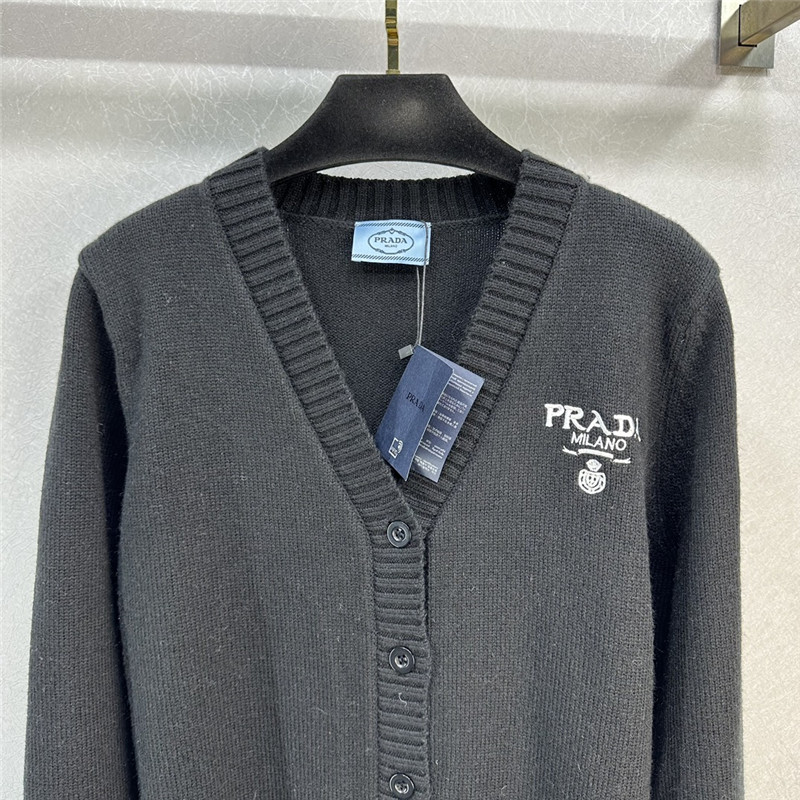 Pra*a ostrich cuffs v-neck cardigan