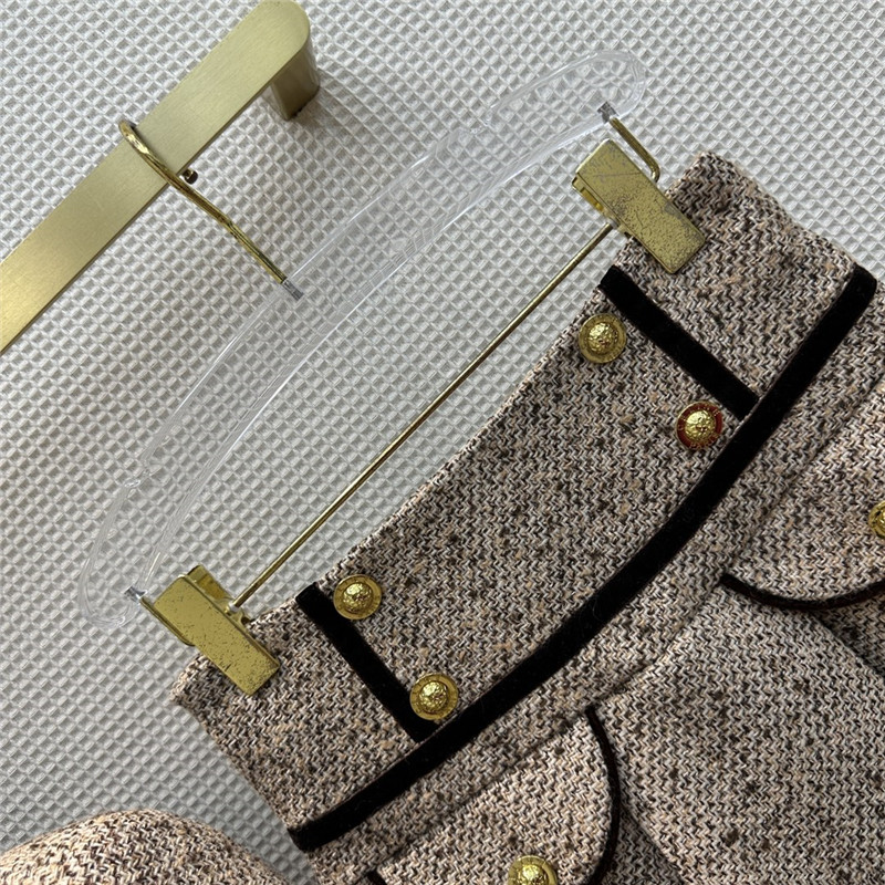 Ce1i*e velvet jacket + pleated skirt suit