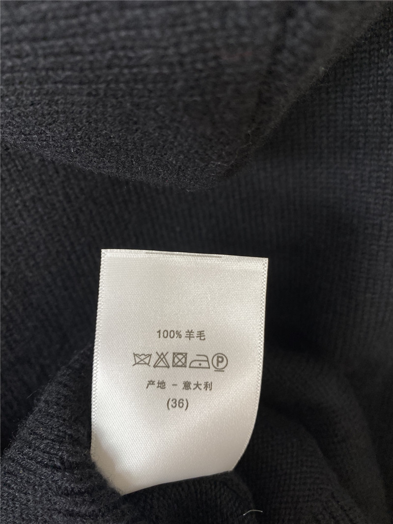 D10r navy logo knitted hooded sweater