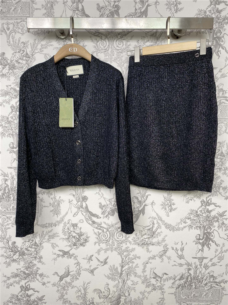 Gucci V-neck knitted cardigan skirt suit