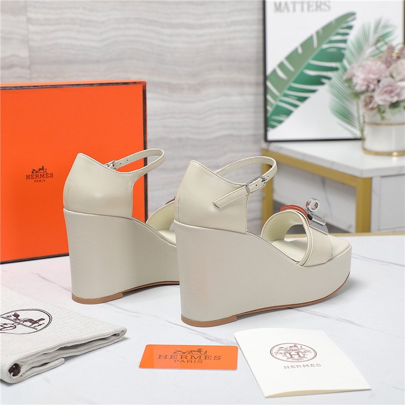 H**me5 wedge platform sandals
