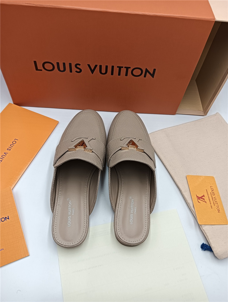l0vis Vvtt0n lv flat loafers