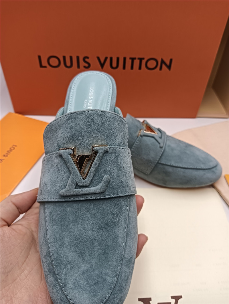 l0vis Vvtt0n lv flat loafers