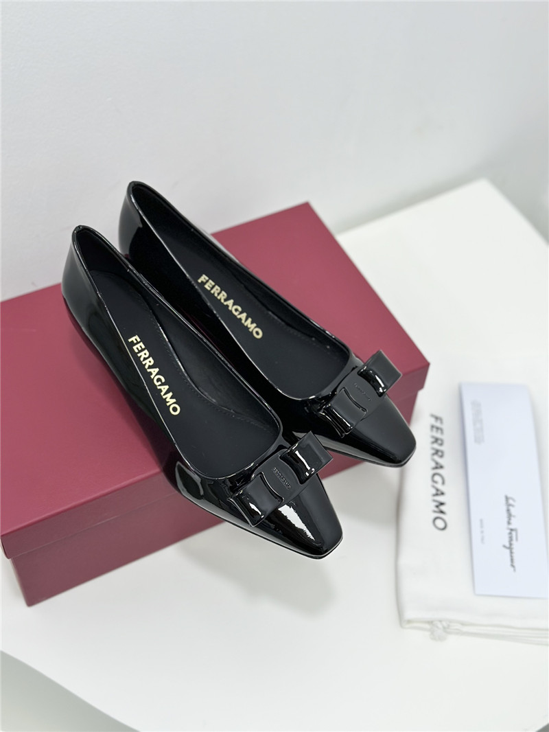 Salvatore Ferragamo bow square toe shoes