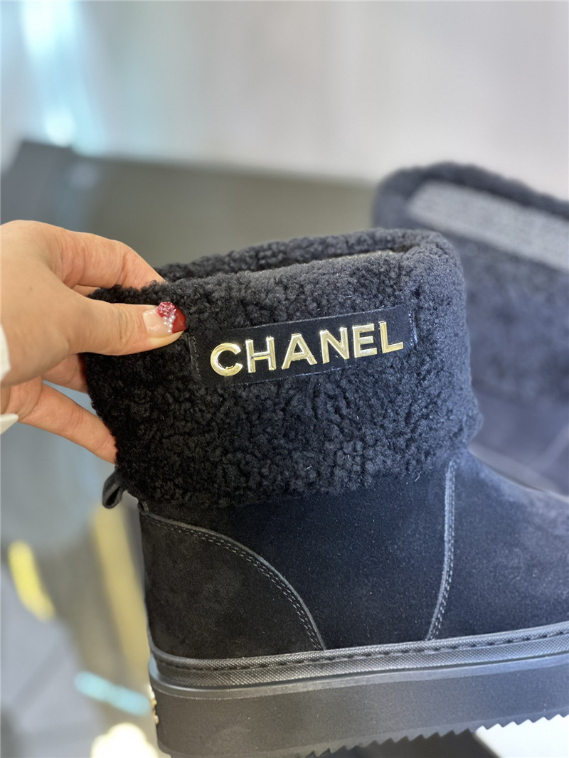 Ch**el black suede snow boots