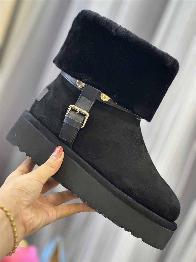 l0vis Vvtt0n lv ski aspen platform ankle boots in black