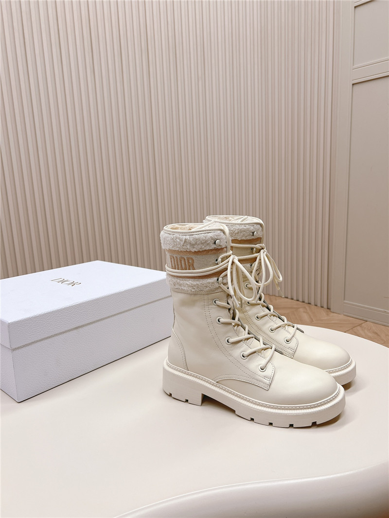 D10r d-unit ankle boot white