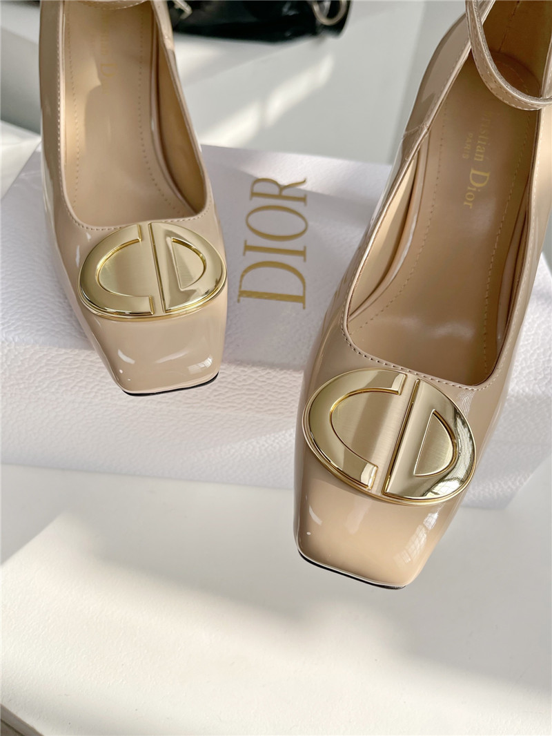 D10r early spring shoes