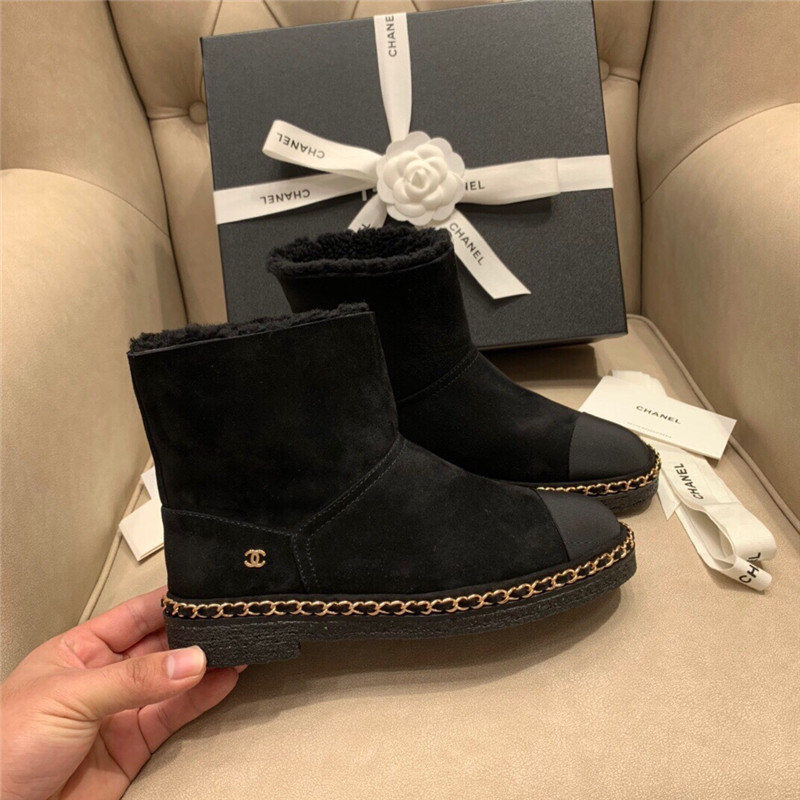 Ch**el suede leather shearling snow boots