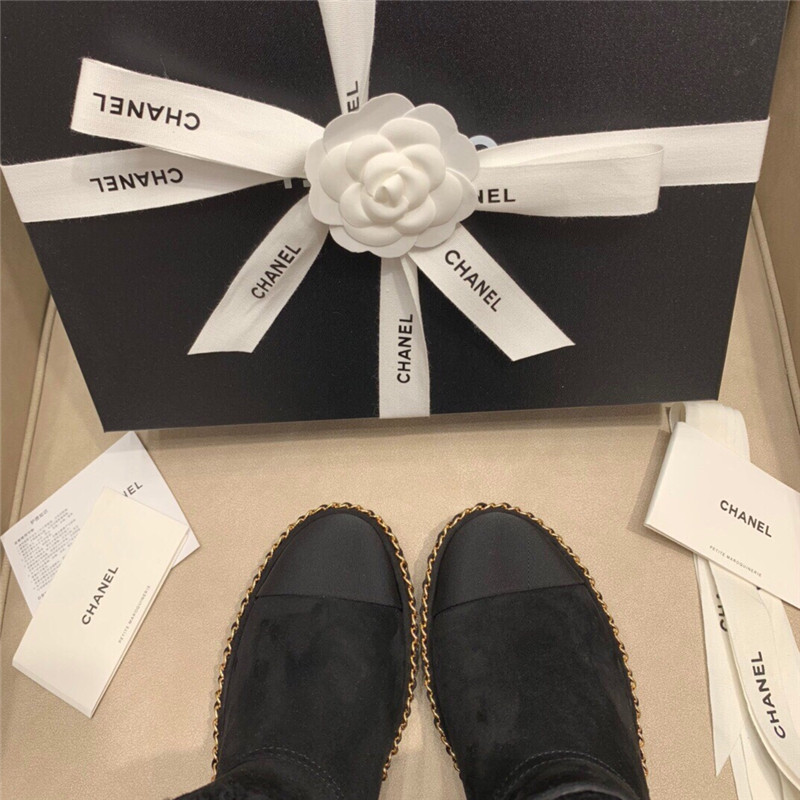 Ch**el suede leather shearling snow boots