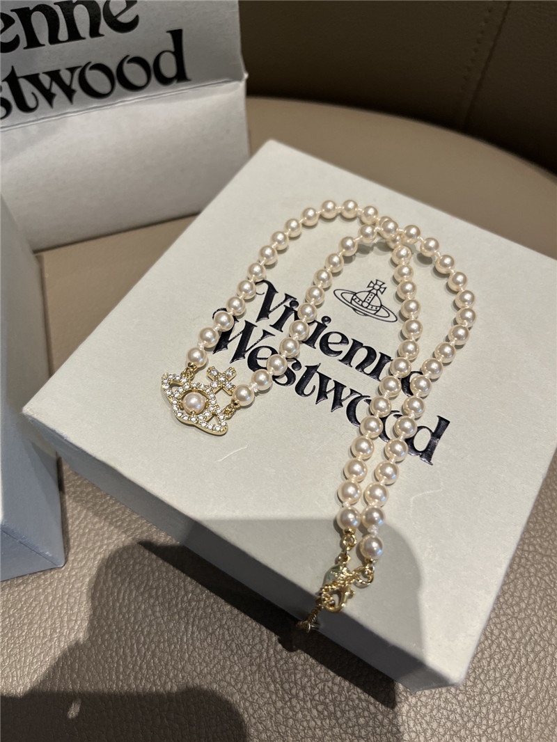 Stunning Vivienne Westwood Necklace Sale