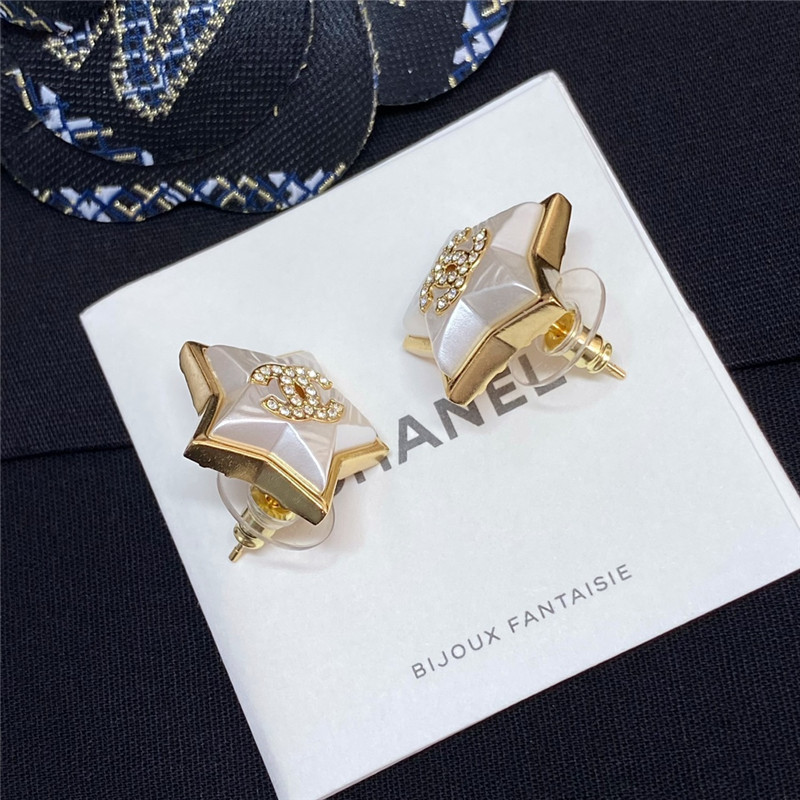 ch**el star D1am0nd ch**el stud earrings