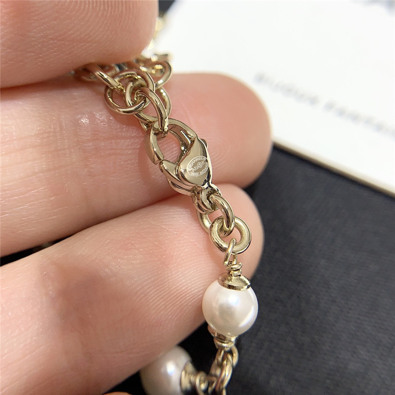 Ch**el pearl flower Ch**el necklace