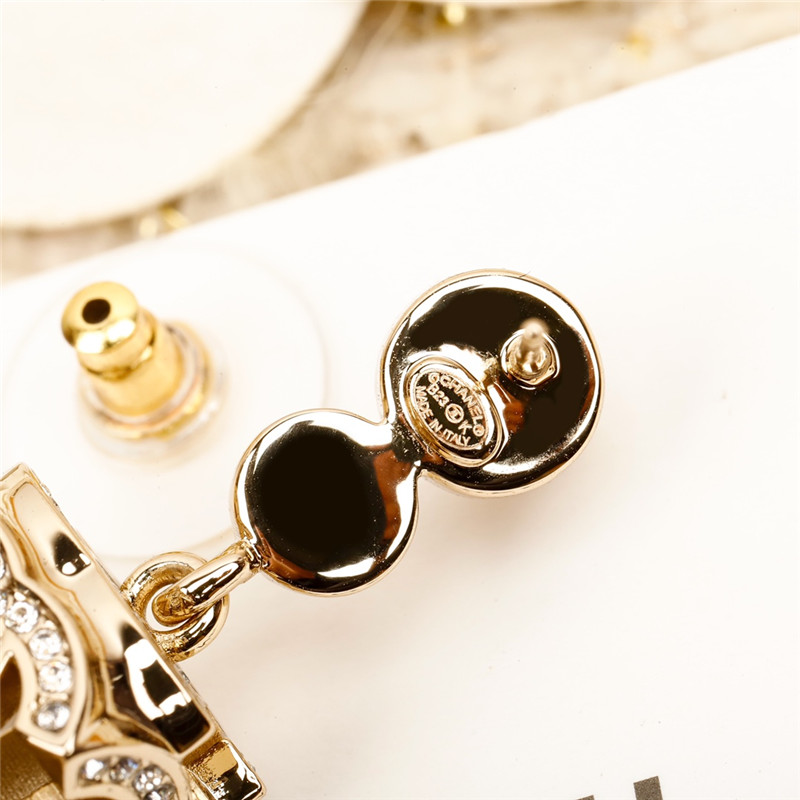 ch**el full D1am0nd sieve double c earrings