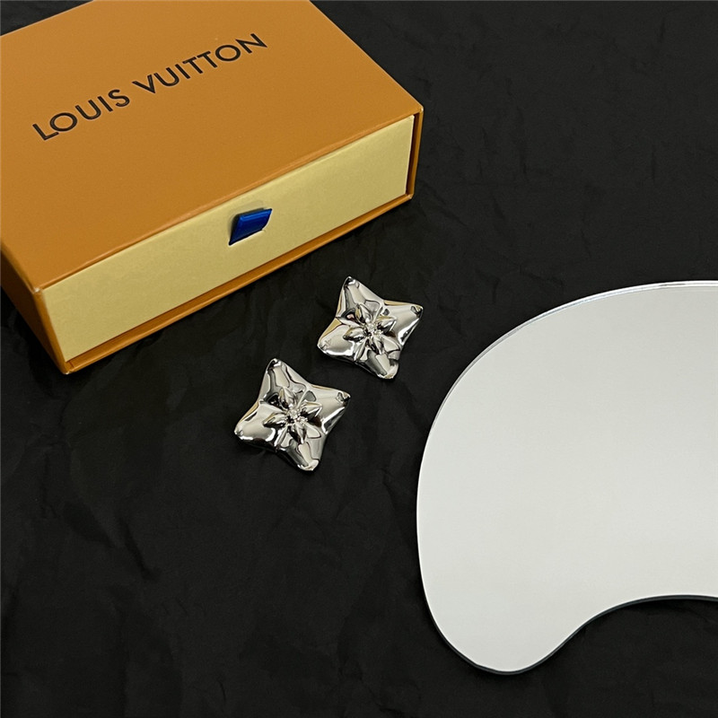 louis vuitton LV new earrings