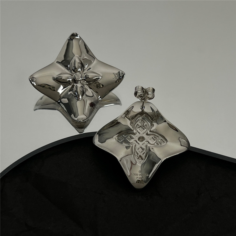 l0vis Vvtt0n lv new earrings