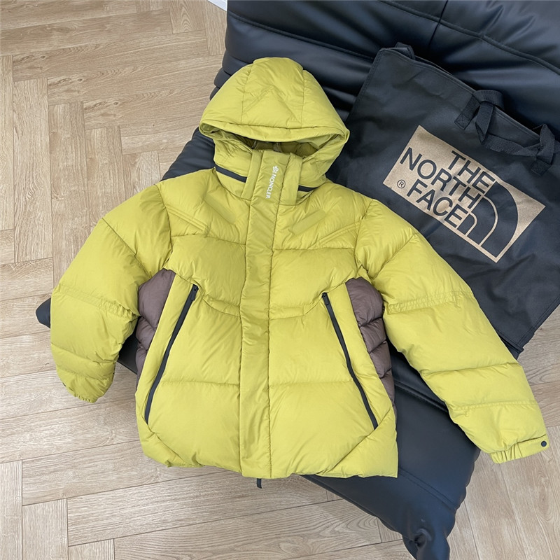 Moncler black label Jarama short down jacket