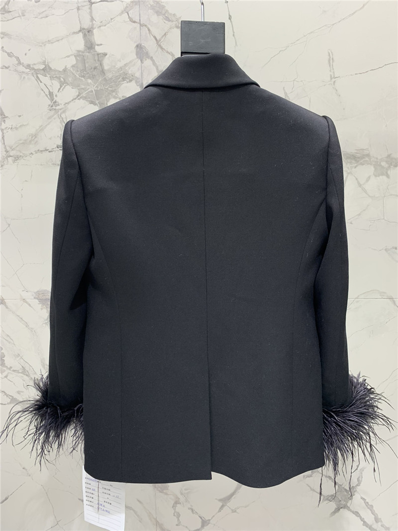 Y51 ostrich feather upgraded suit