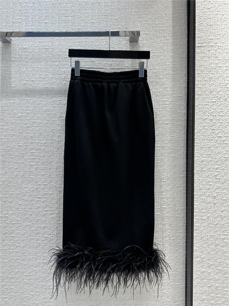 prada lady style long skirt