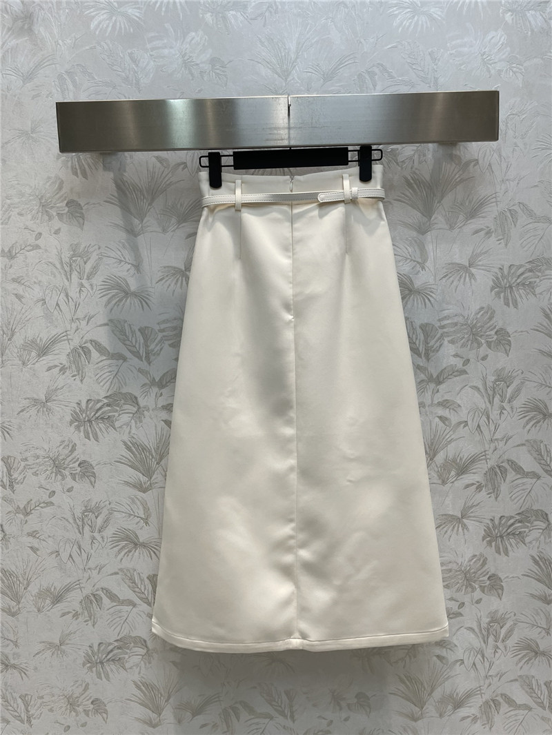 D10r belted high-waisted a-line skirt