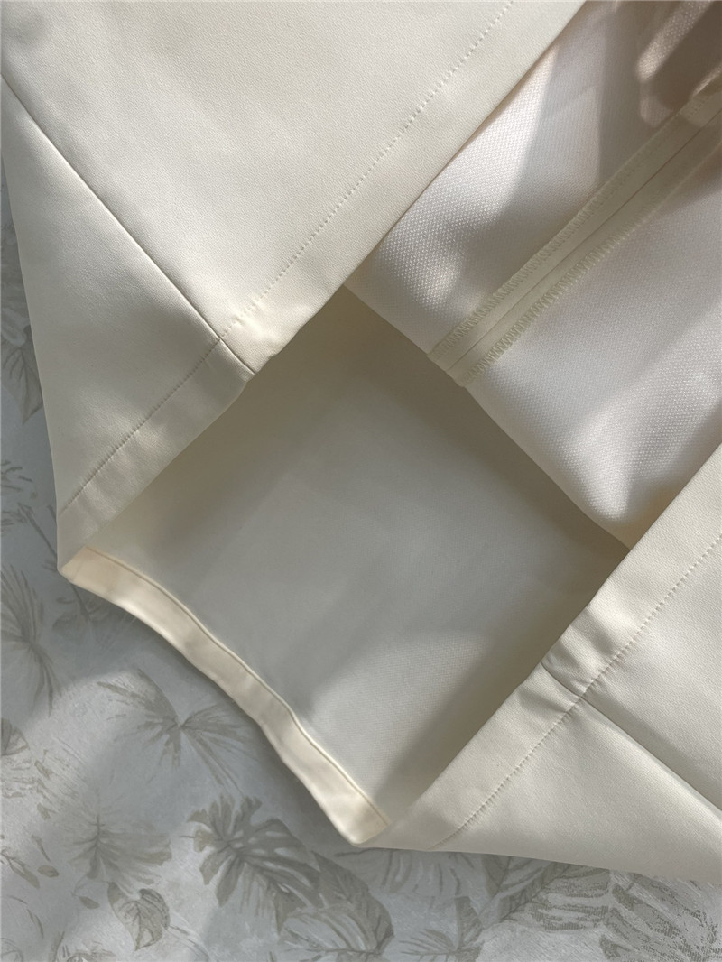 D10r belted high-waisted a-line skirt