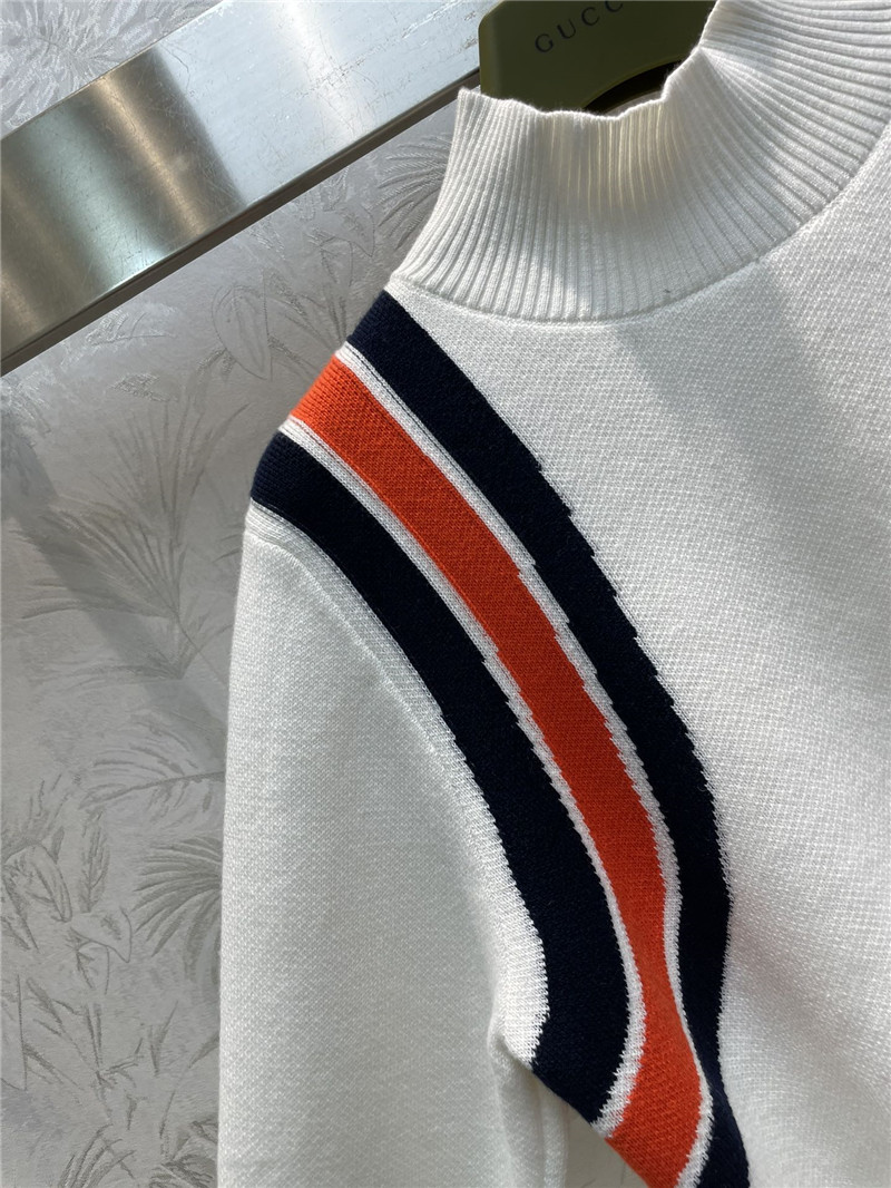 Gvc*1 turtleneck knitted sweater