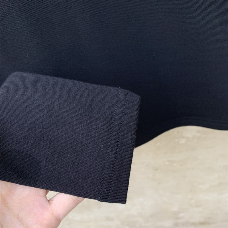 Ch**el off-shoulder long-sleeved bottoming t-shirt