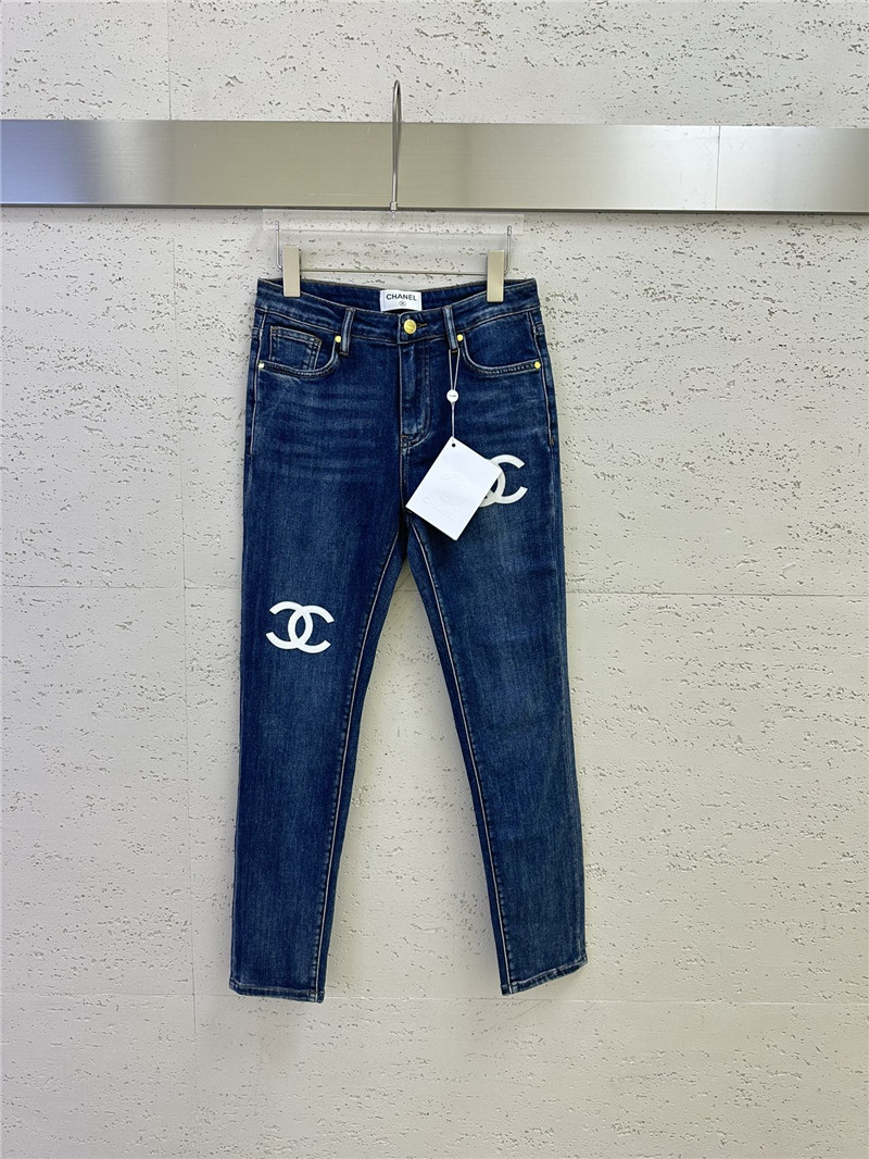 Ch**el three-dimensional embroidered logo jeans