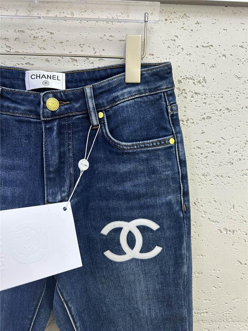 Ch**el three-dimensional embroidered logo jeans