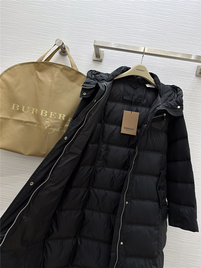 Bv*b*rry hooded long down jacket