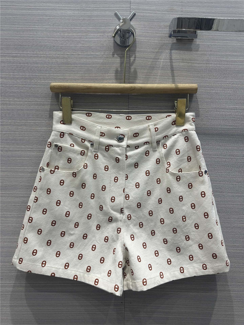 H**me5 new color pig nose logo denim shorts