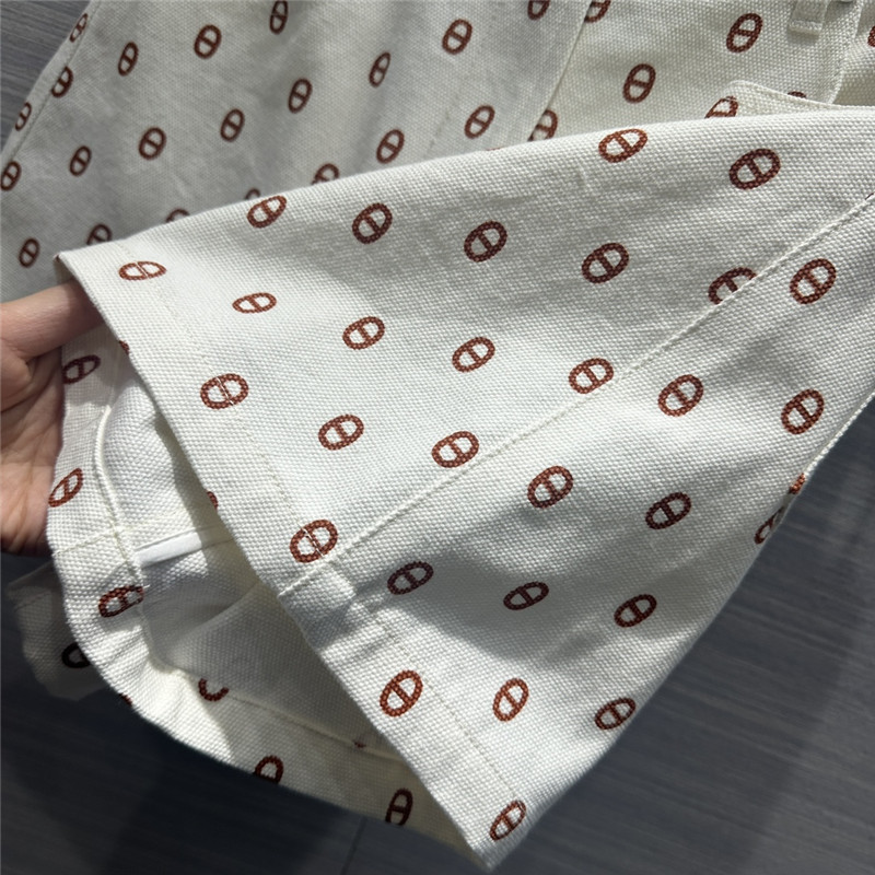 H**me5 new color pig nose logo denim shorts