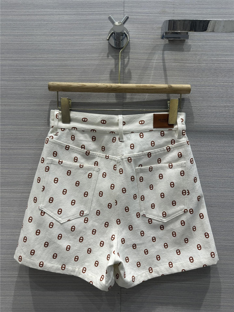 H**me5 new color pig nose logo denim shorts