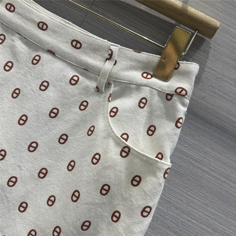 H**me5 new color pig nose logo denim skirt